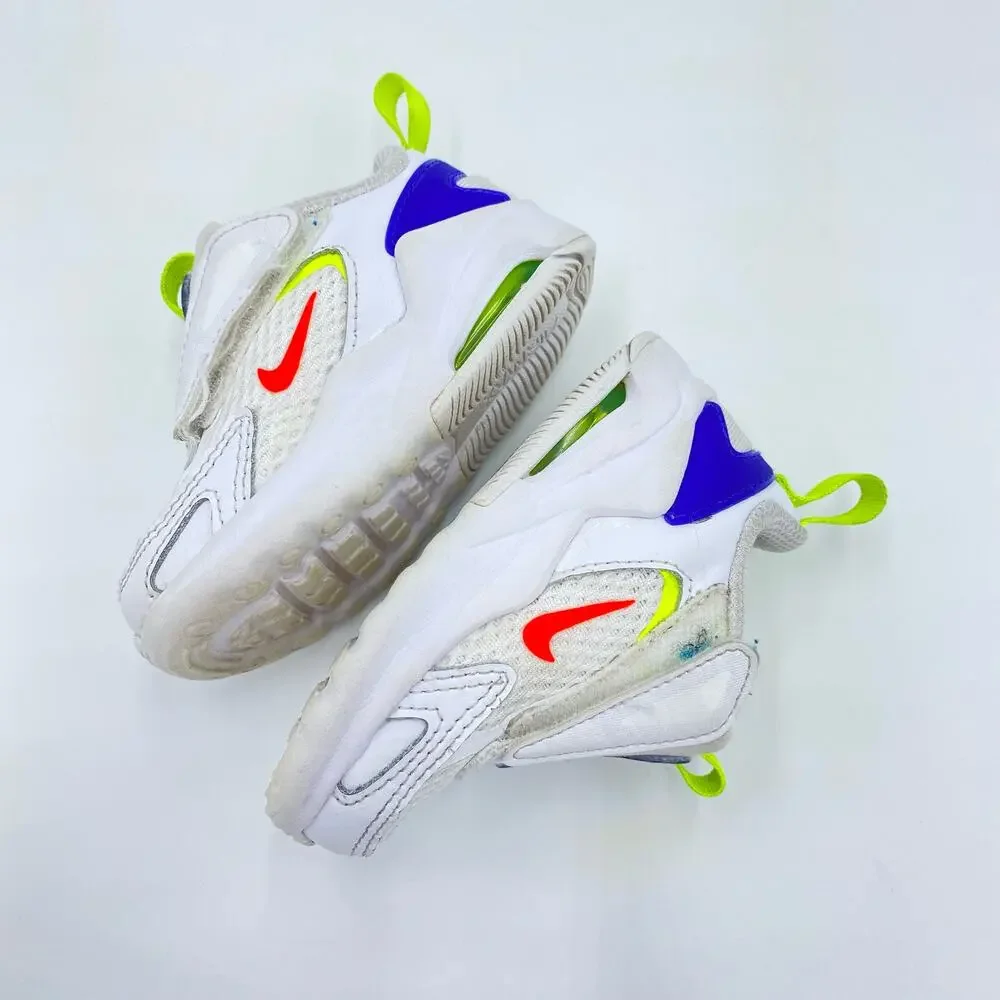 Nike Toddler White Air Max Bolt Sneakers Size 4C CW1629-103